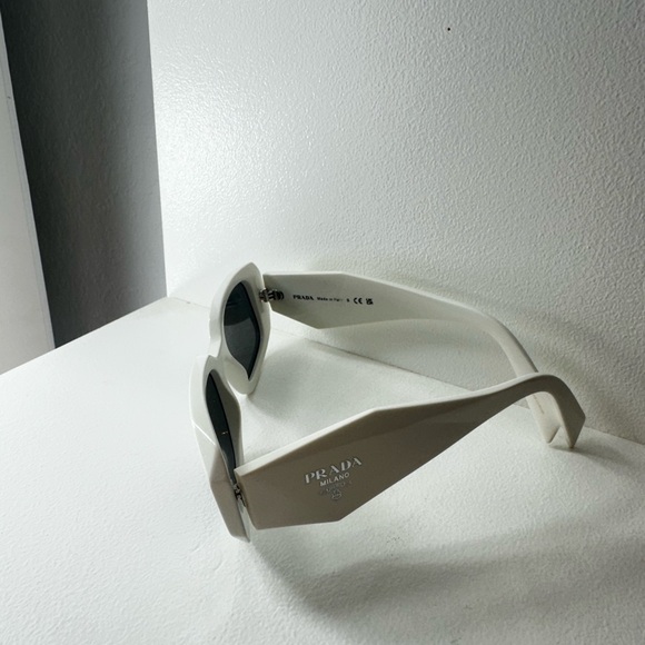 AUTHENTIC Prada sunglasses